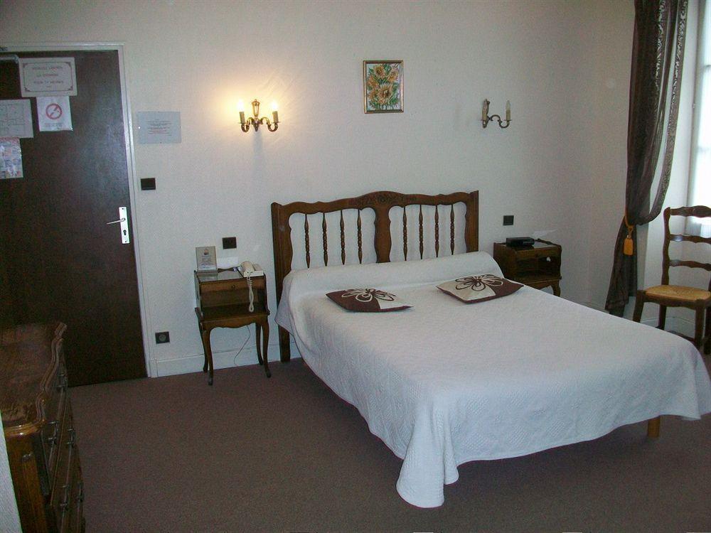 Hotel A Notre Dame La Chatre Ngoại thất bức ảnh