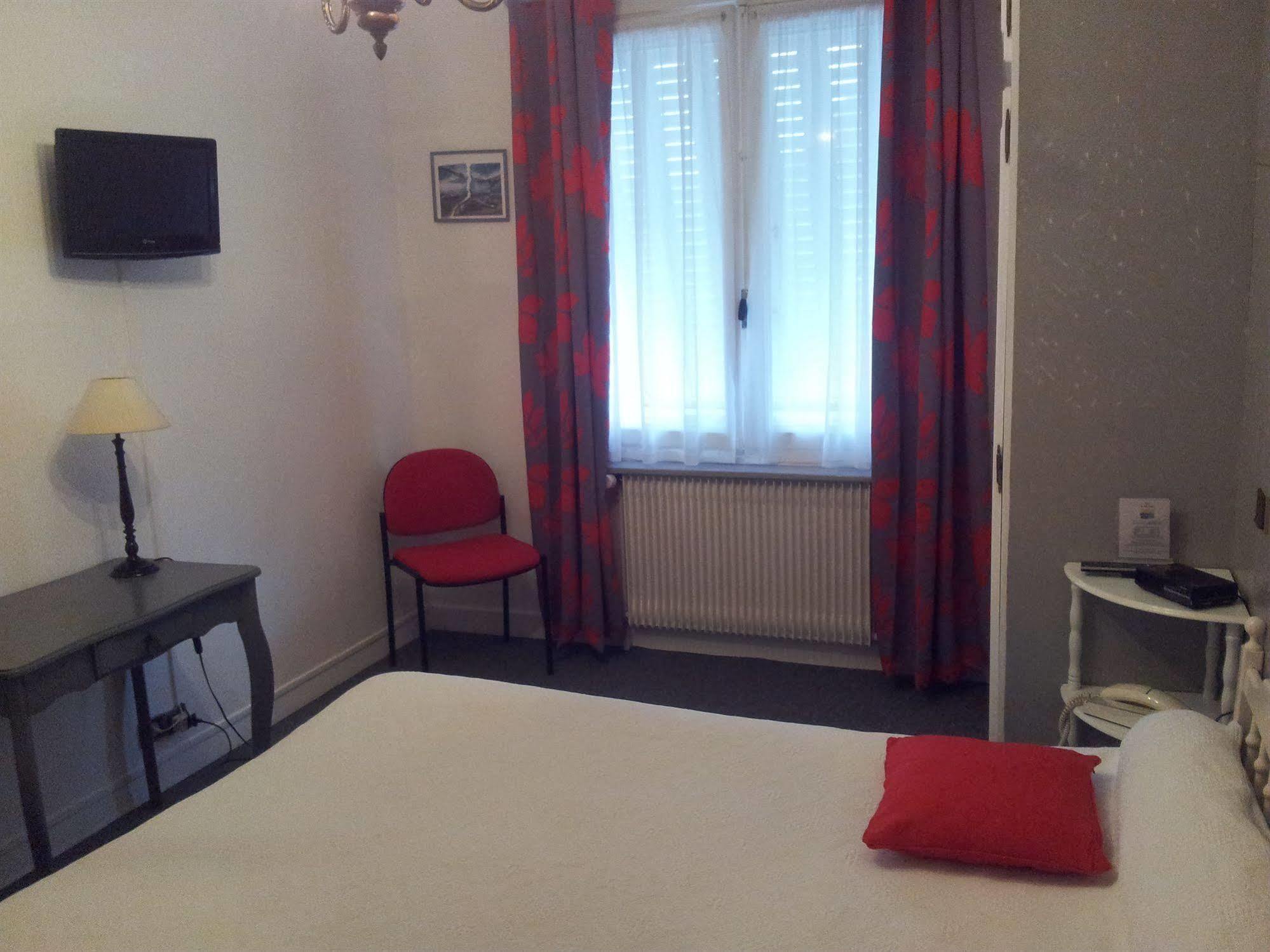 Hotel A Notre Dame La Chatre Ngoại thất bức ảnh